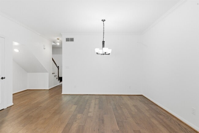 Building Photo - 8614 Oakford Dr