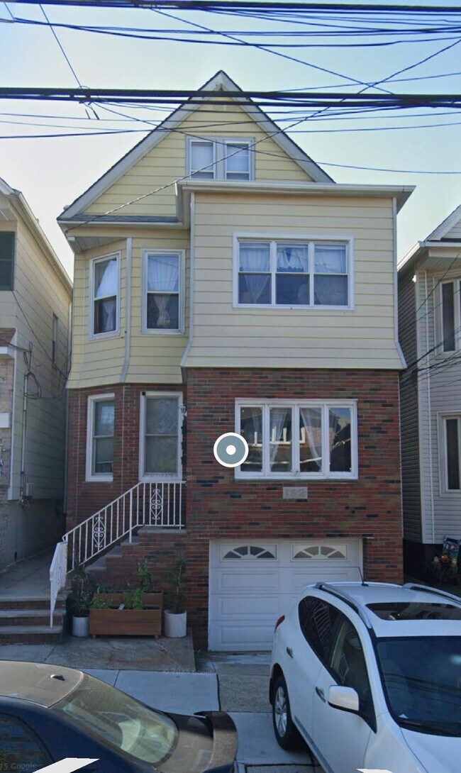 Primary Photo - 152 W 30th St