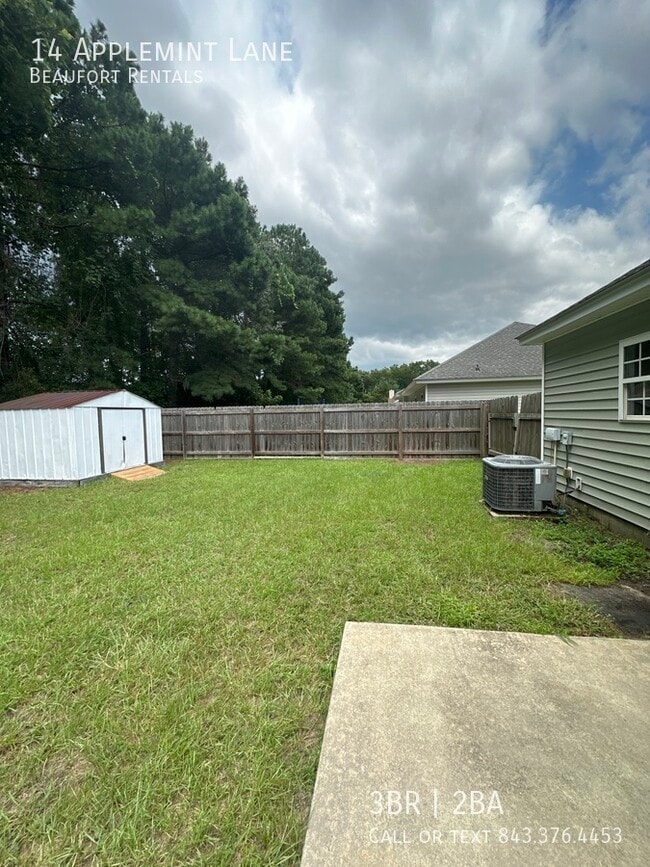 Building Photo - 14 Applemint Ln