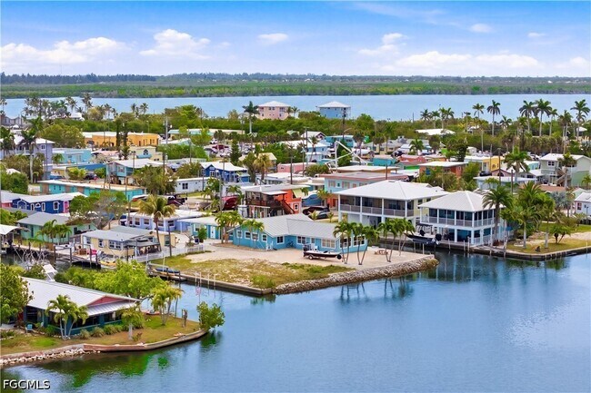 Building Photo - 2669 Coco Plum Dr