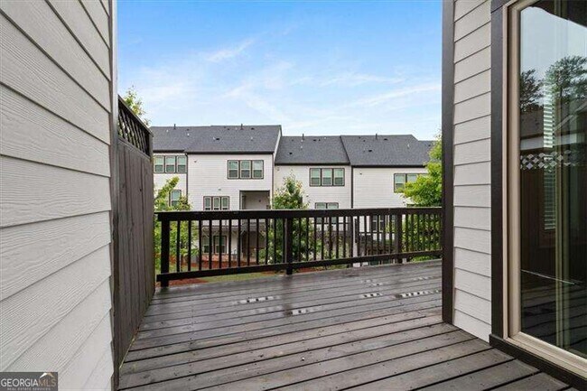 Building Photo - 1505 Slopeside Loop SE