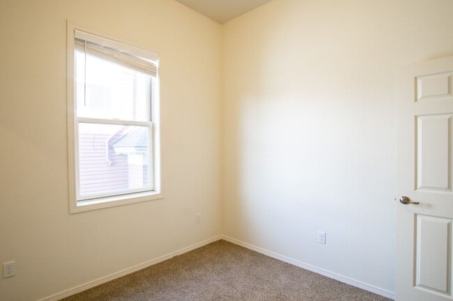 Building Photo - *Winter Special* Corner 2 Bedroom with DW, W/D, Fireplace + Juliette Balcony!