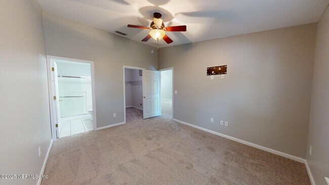 Building Photo - 7063 Deer Lodge Cir