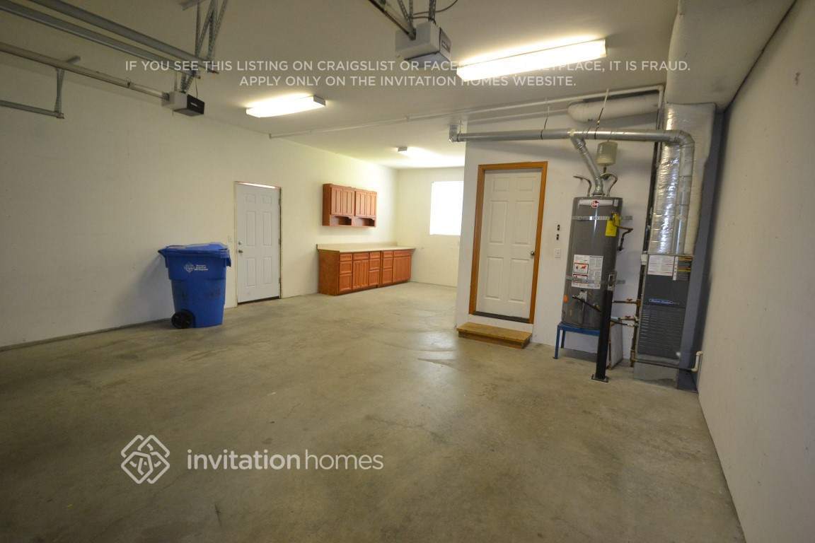Building Photo - 1705 Peach Park Ln