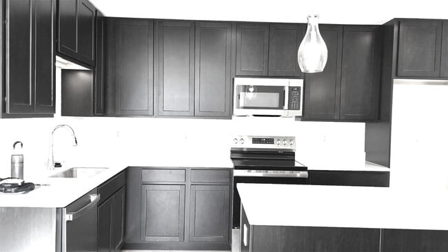 Building Photo - 431 Sunset Hollow Drive