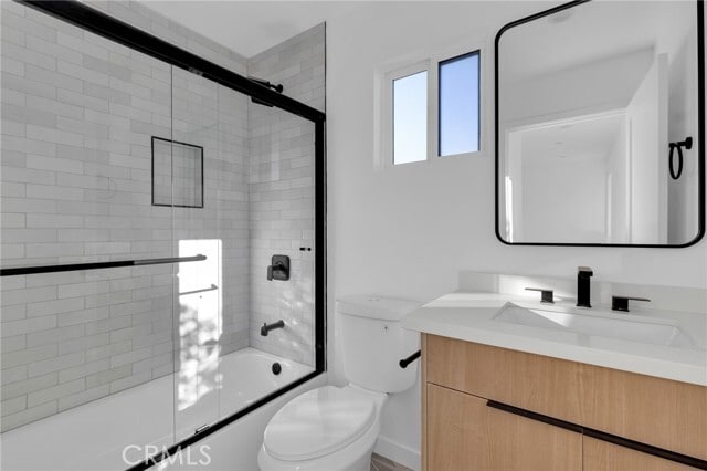 Building Photo - 1736 Carmona Ave