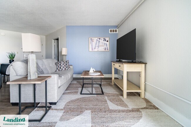 Building Photo - 1362 Passenger St