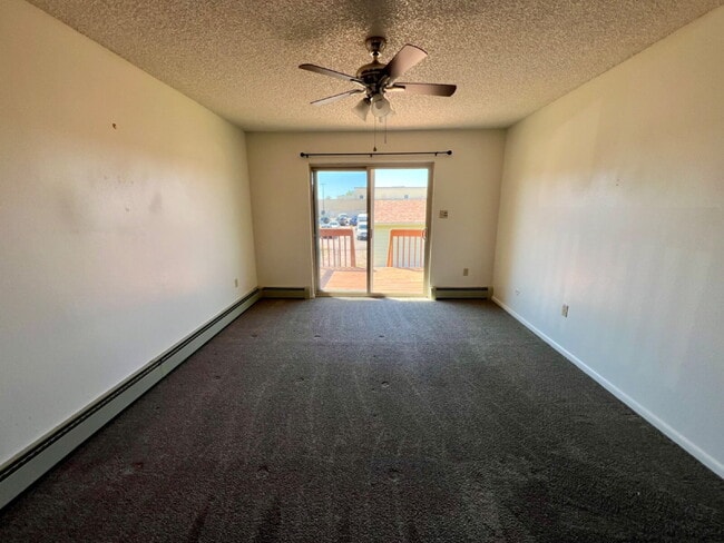 Building Photo - Two Bedroom with Garage Ready Now