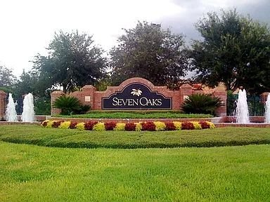Building Photo - 2405 Silvermoss Dr