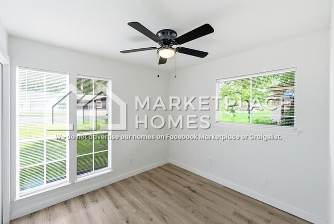 Building Photo - 4605 Brassiewood Dr