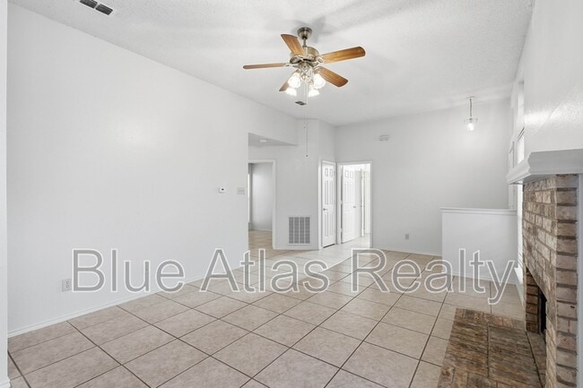 Building Photo - 1818 Orchard Dr