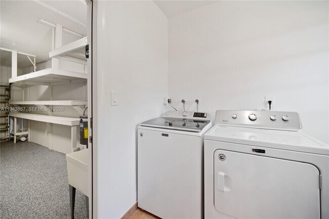 Building Photo - 329 Candia Ave