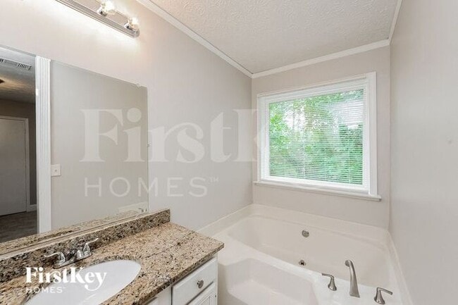 Building Photo - 6770 Bent Creek Dr