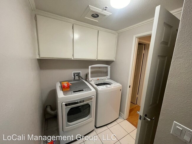 Building Photo - 3 br, 2 bath House - 78 Cartier Aisle