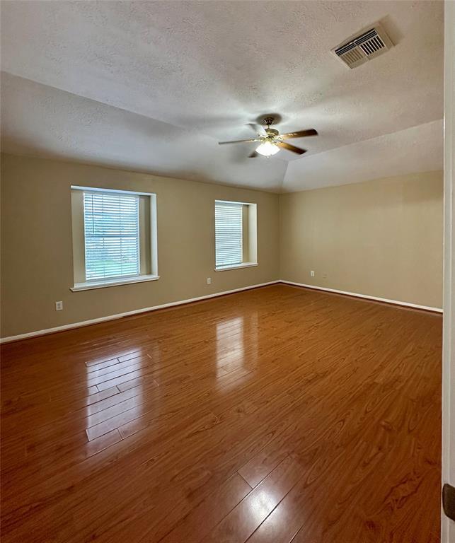 Building Photo - 16402 Tudor Point Ct
