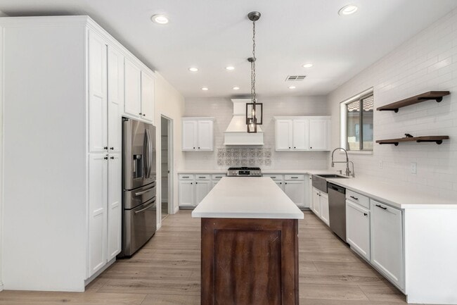 Building Photo - 3 Bedroom 2.5  Bathroom  - Villages at Ran...