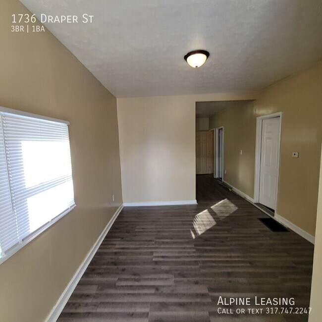 Building Photo - 1736 Draper St