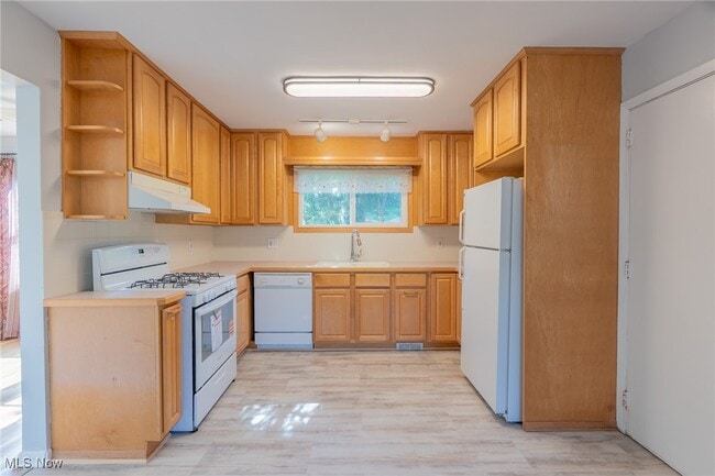 Building Photo - 24457 Tunbridge Ln