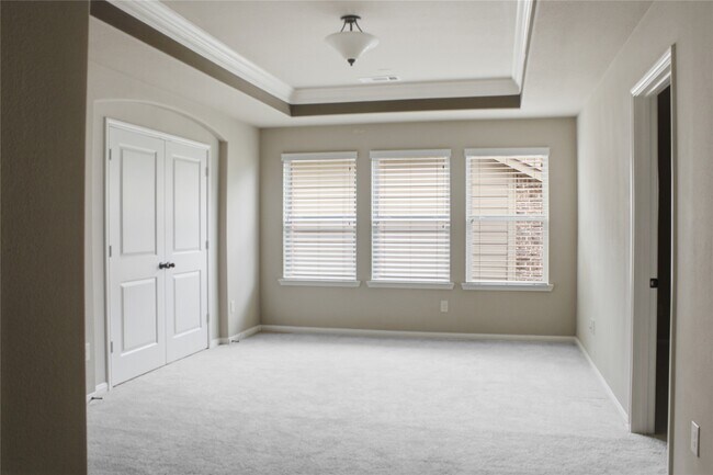 Building Photo - 10115 Cypress Path