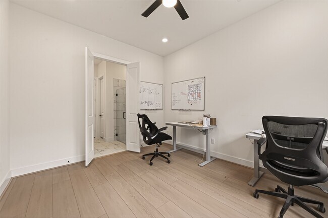 Building Photo - 4328 Avron Dr