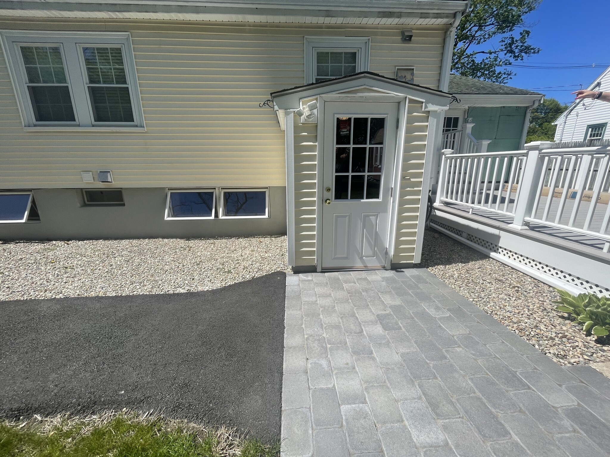 Building Photo - 340 Albion St