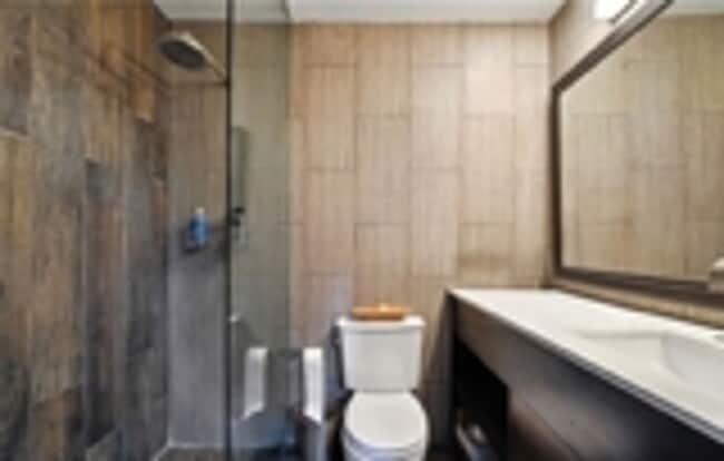 Building Photo - LIMITED-TIME INCENTIVE | Rent Credit Available on 12- or 15-Month Lease Save $1800 to $2100 for l...