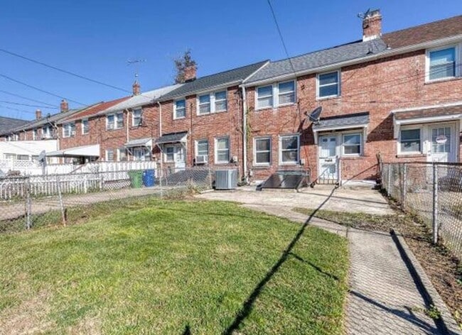 Building Photo - 1331 Pentwood Rd