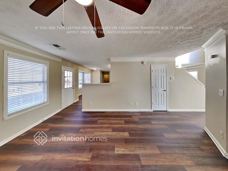 Building Photo - 6544 Huntington Ct