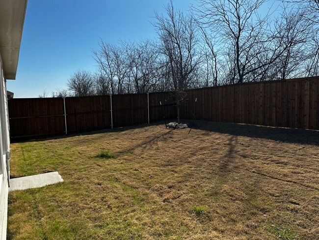 Building Photo - 1620 Elliott Rd