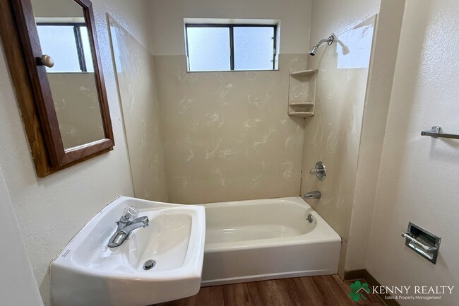 Building Photo - Just Remodeled 2BR Home with Garage & Large Backyard in San Bruno