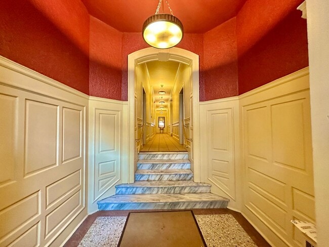 Building Photo - Historic Georgetown Sunny 2 Bedroom 1.5 Ba...