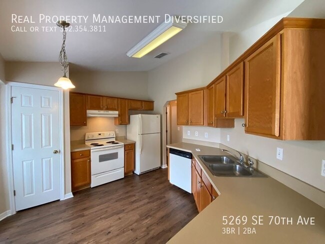 Building Photo - 5269 SE 70th Ave