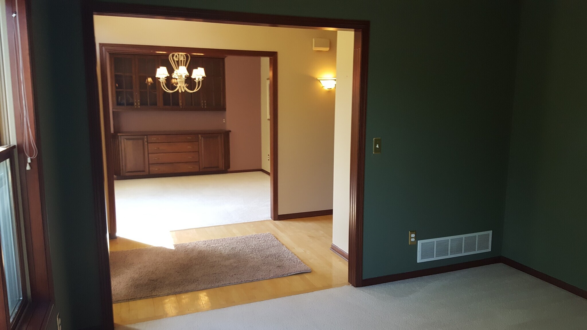Formal living - 2007 Glendale Hills Dr NE