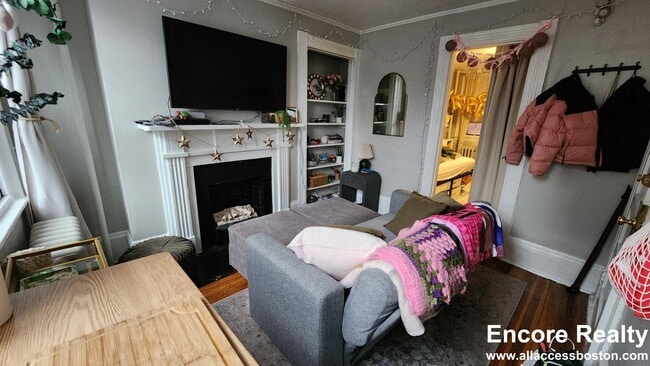 Building Photo - 9 Champney Pl