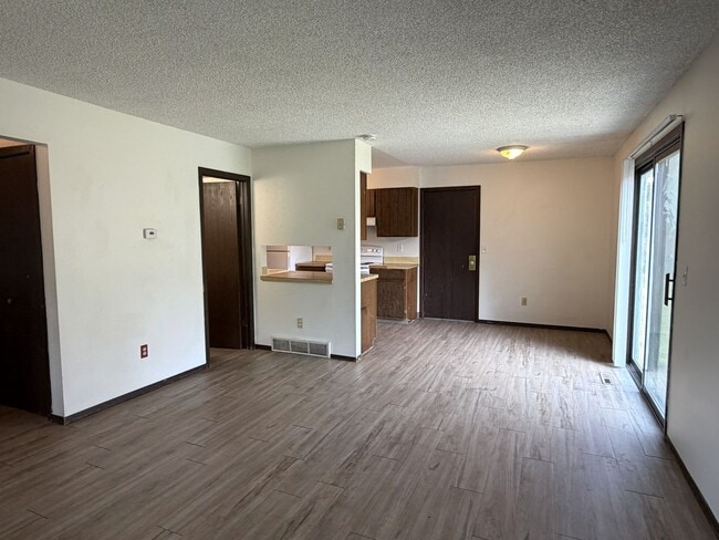 Building Photo - 1031 Davidson Dr