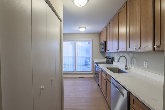 Building Photo - 3 Bedroom Rosedale MD