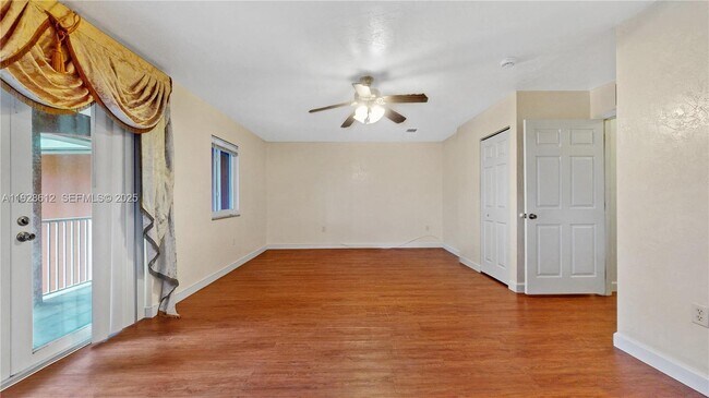 Building Photo - 15735 SW 92nd Ave