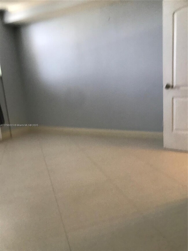 Building Photo - 3001 S Ocean Dr
