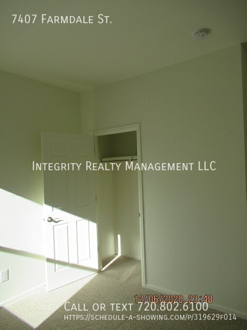 Building Photo - 7407 Farmdale St