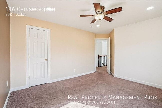 Building Photo - 116 Chriswood Ln