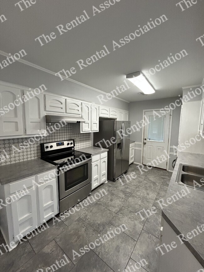 Building Photo - 103 Liner Dr