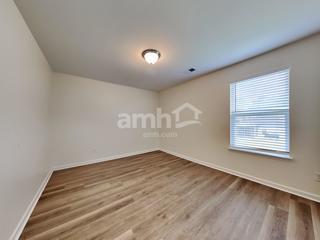 Building Photo - 1706 Diving Duck Ln