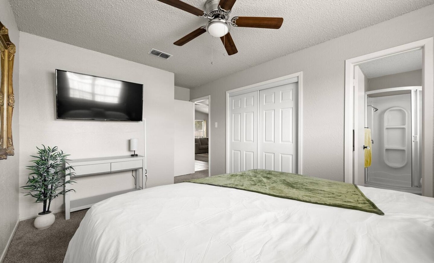 Building Photo - 11934 Hearn Rd