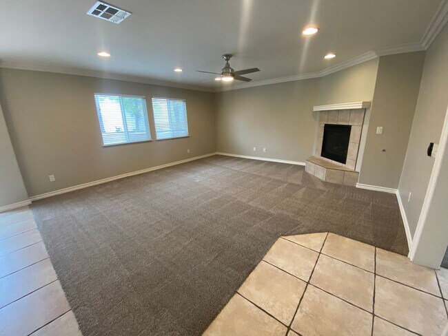 Building Photo - Temecula 4 Bedroom + Loft & Office Available in July