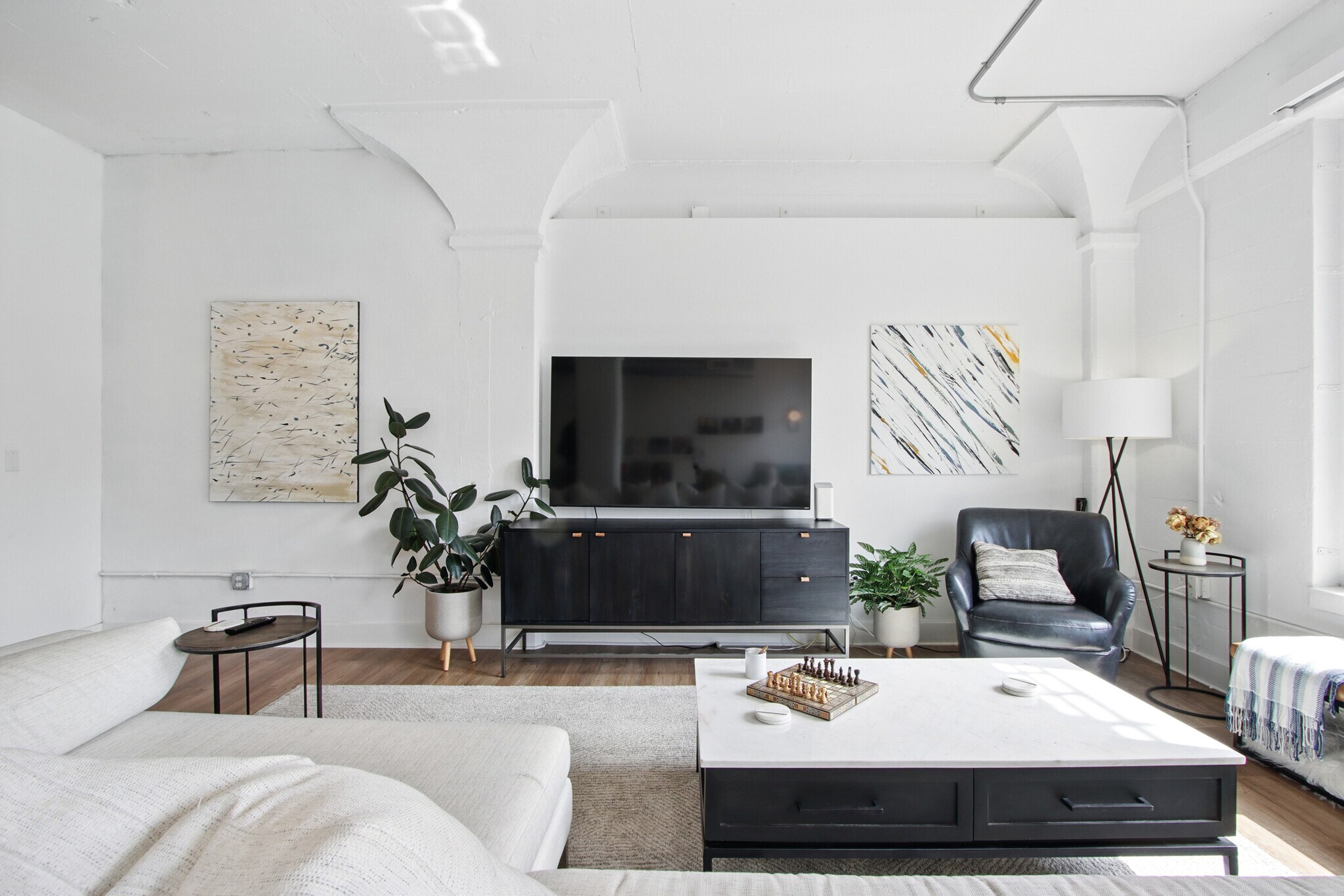 Building Photo - 300 NW 8th Ave