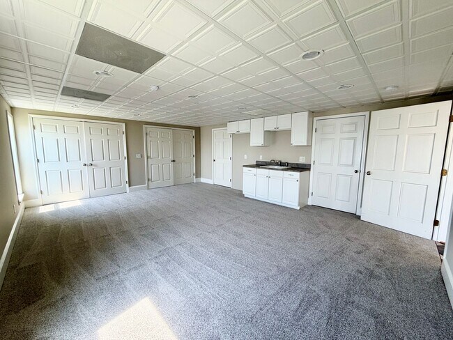 Building Photo - Lake Murray - Irmo - Offering Self Guided Tour with RENTLY!