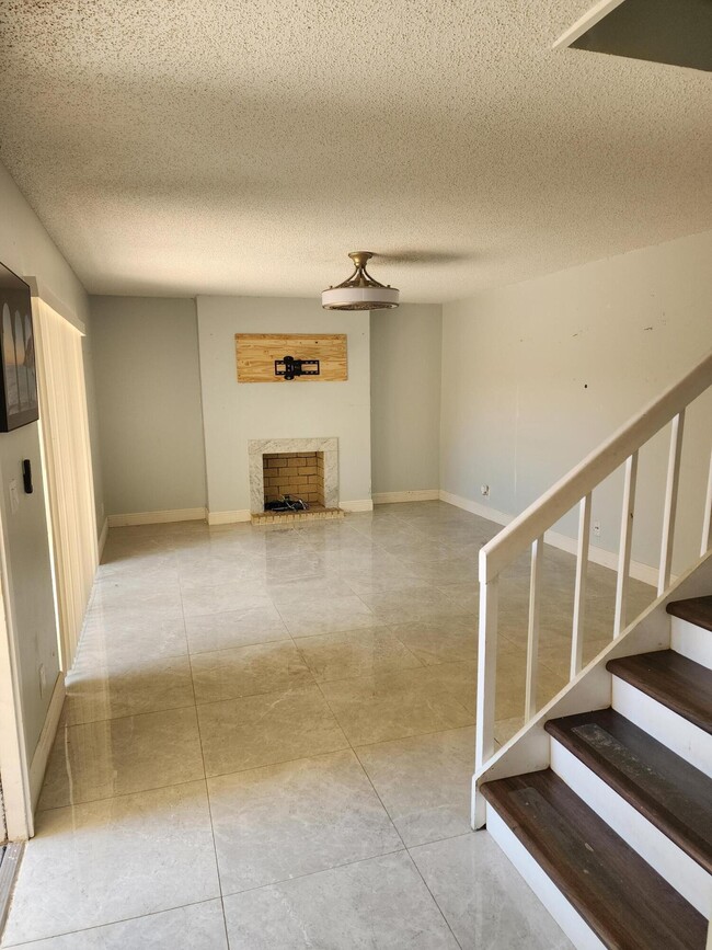 Building Photo - 1690 Forest Lakes Cir