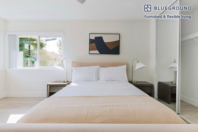 Building Photo - 854 Jordan Ave