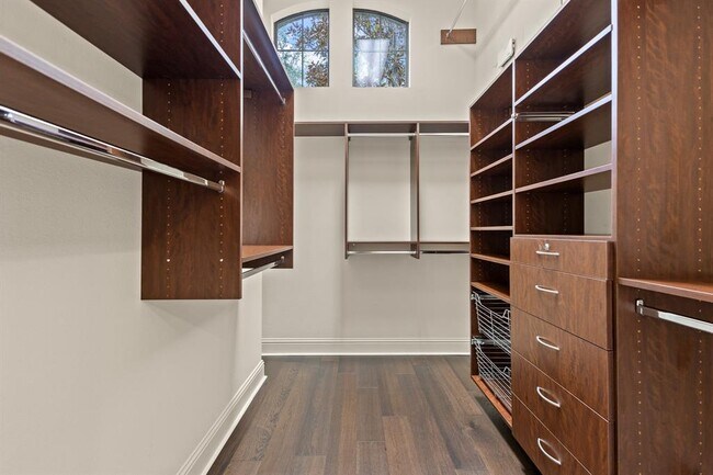 Building Photo - 3811 Cambridgeport Ct