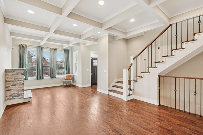 Building Photo - 3516 W Hirsch St